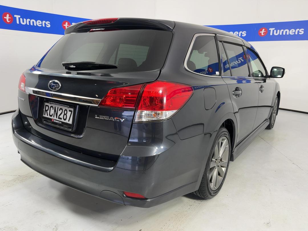 Photo '7' of Subaru Legacy