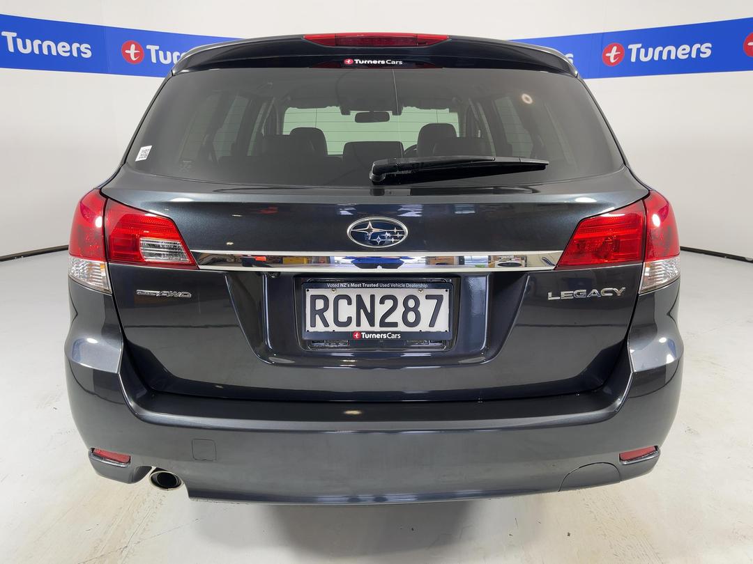 Photo '6' of Subaru Legacy