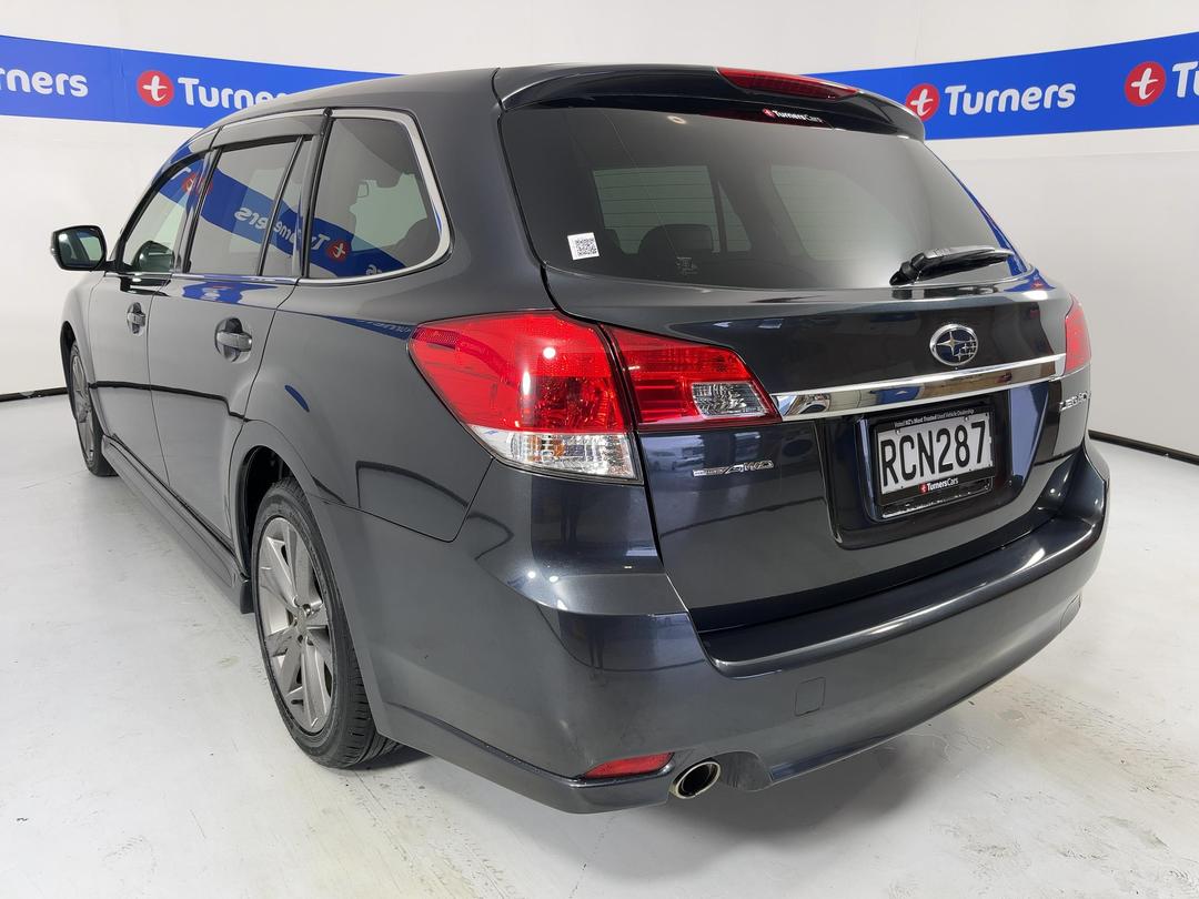 Photo '5' of Subaru Legacy