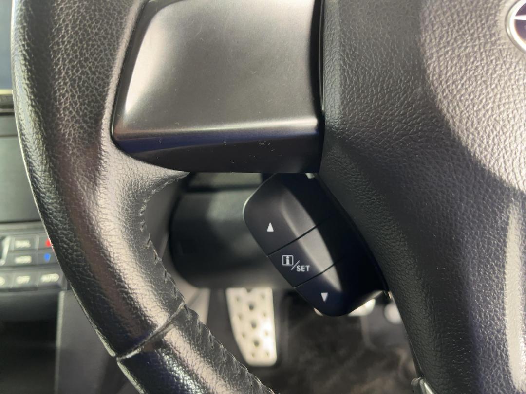 Photo '24' of Subaru Legacy