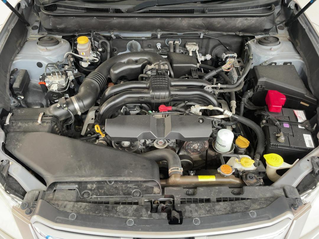 Photo '13' of Subaru Legacy