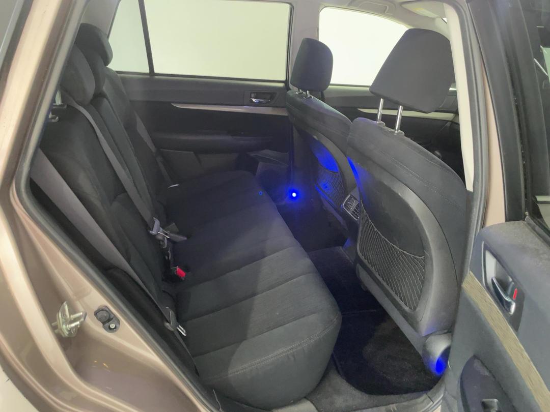 Photo '20' of Subaru Legacy
