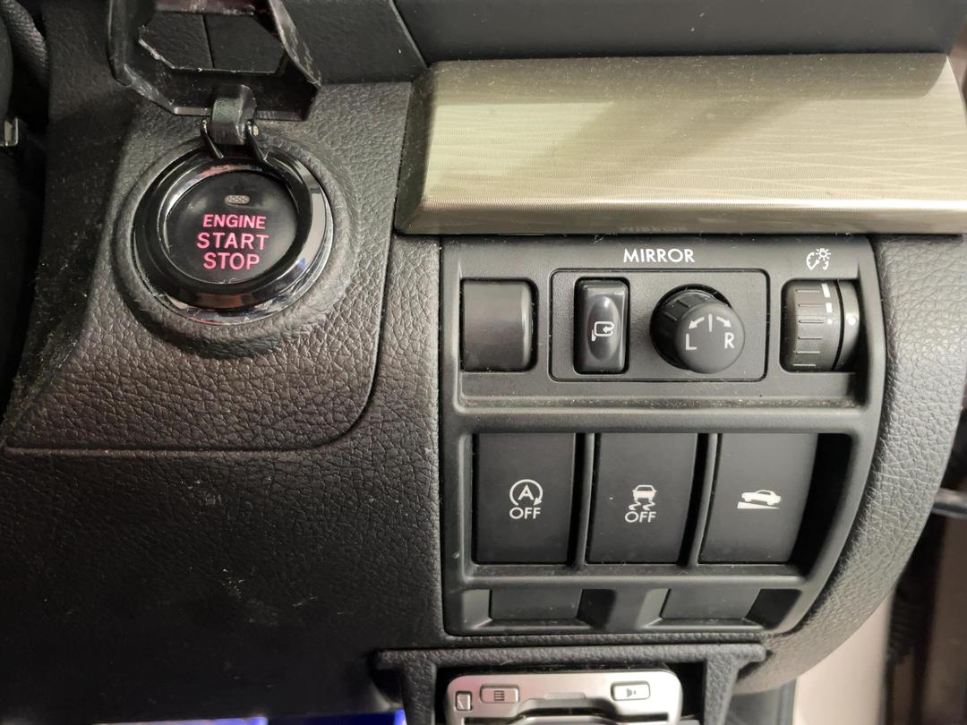 Photo '25' of Subaru Legacy