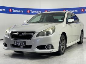 Photo '4' of Subaru Legacy