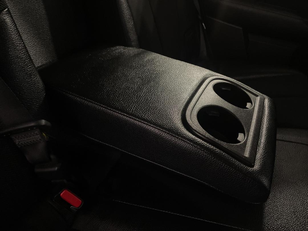 Photo '23' of Subaru Outback