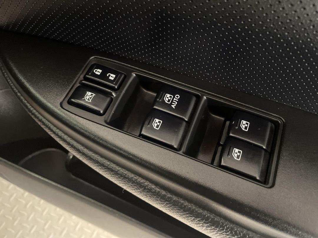 Photo '24' of Subaru Outback