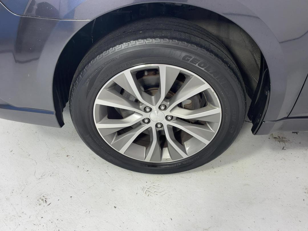 Photo '10' of Subaru Outback