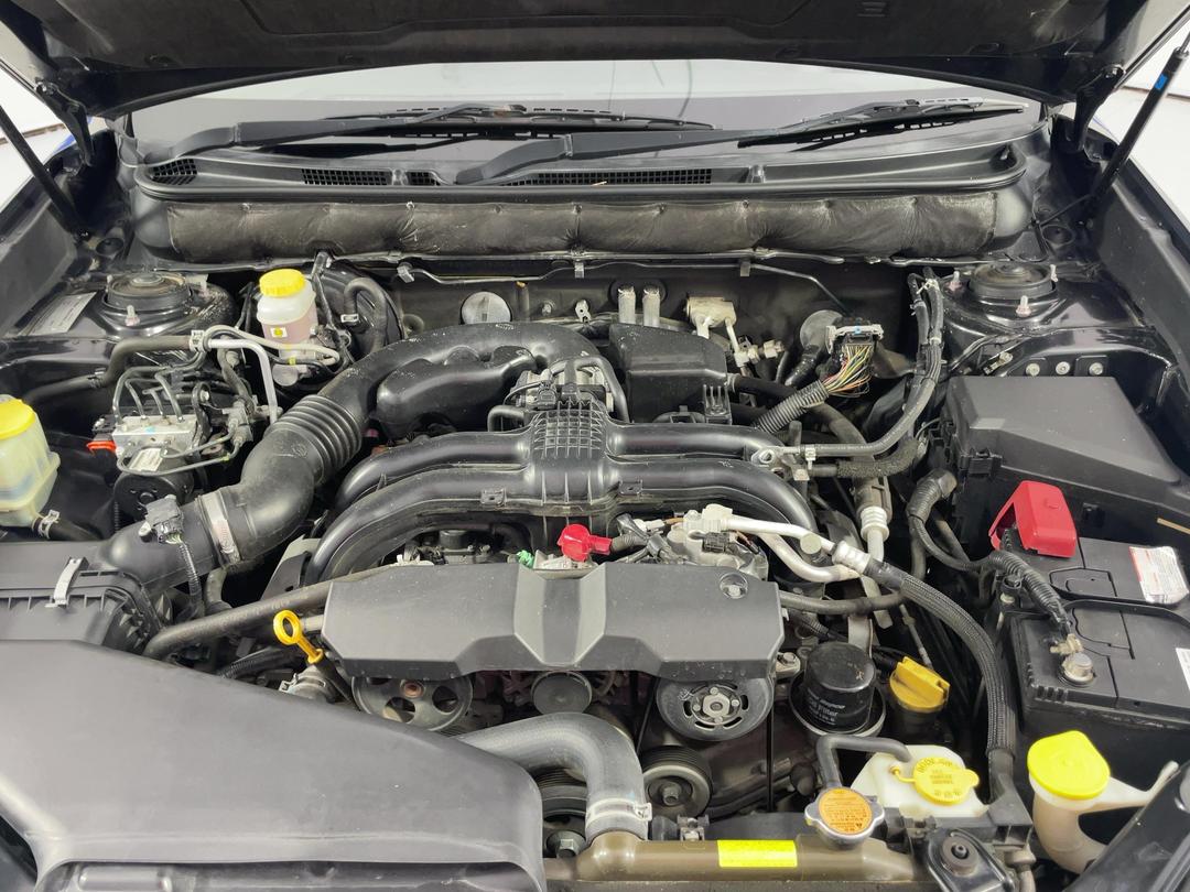 Photo '13' of Subaru Outback