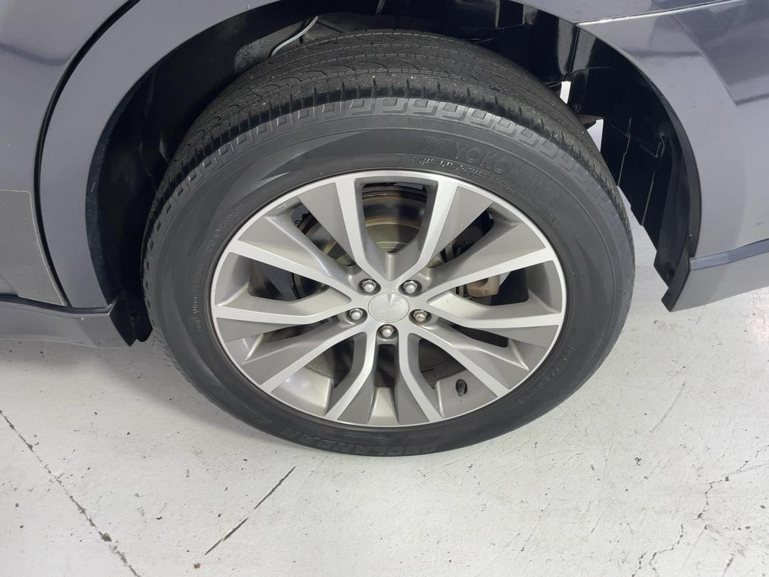 Photo '11' of Subaru Outback
