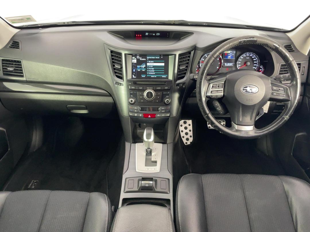 Photo '17' of Subaru Outback