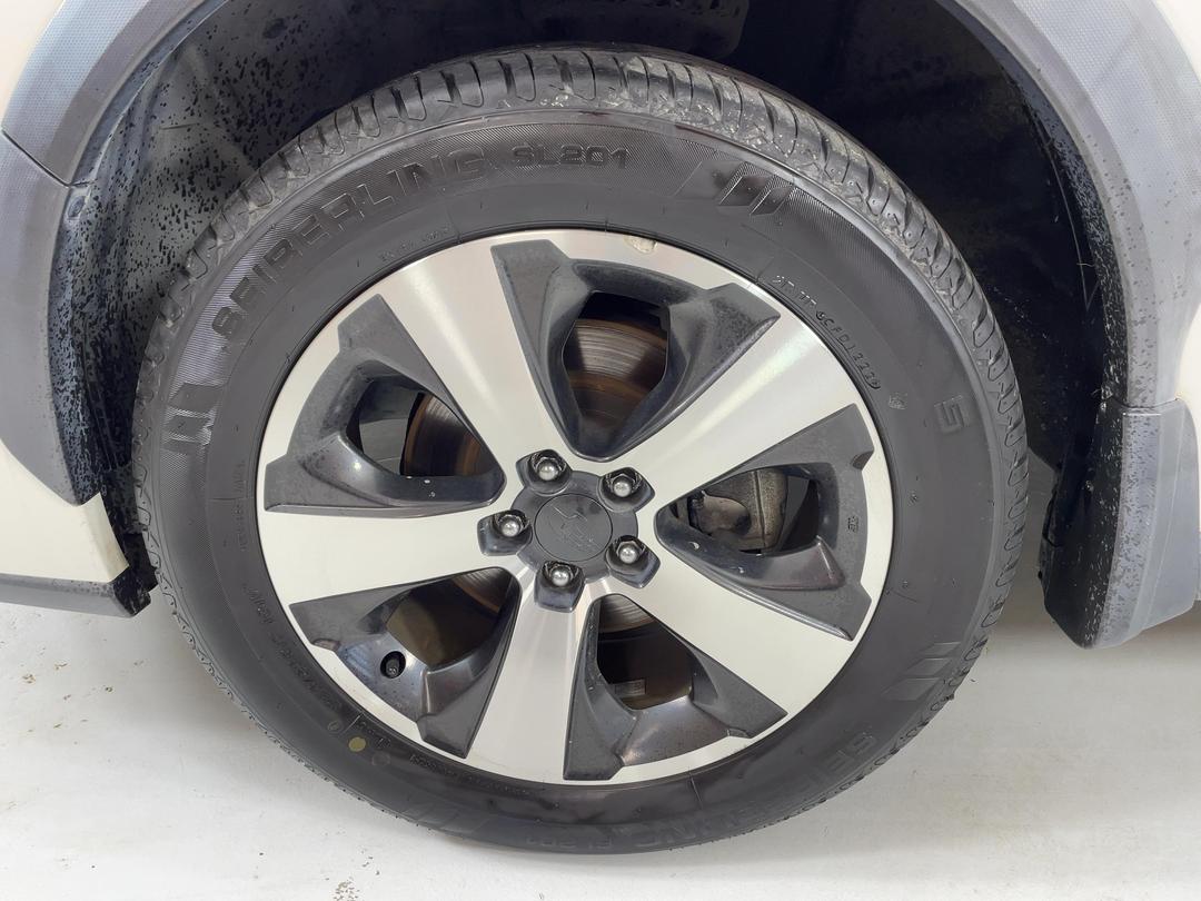 Photo '10' of Subaru XV