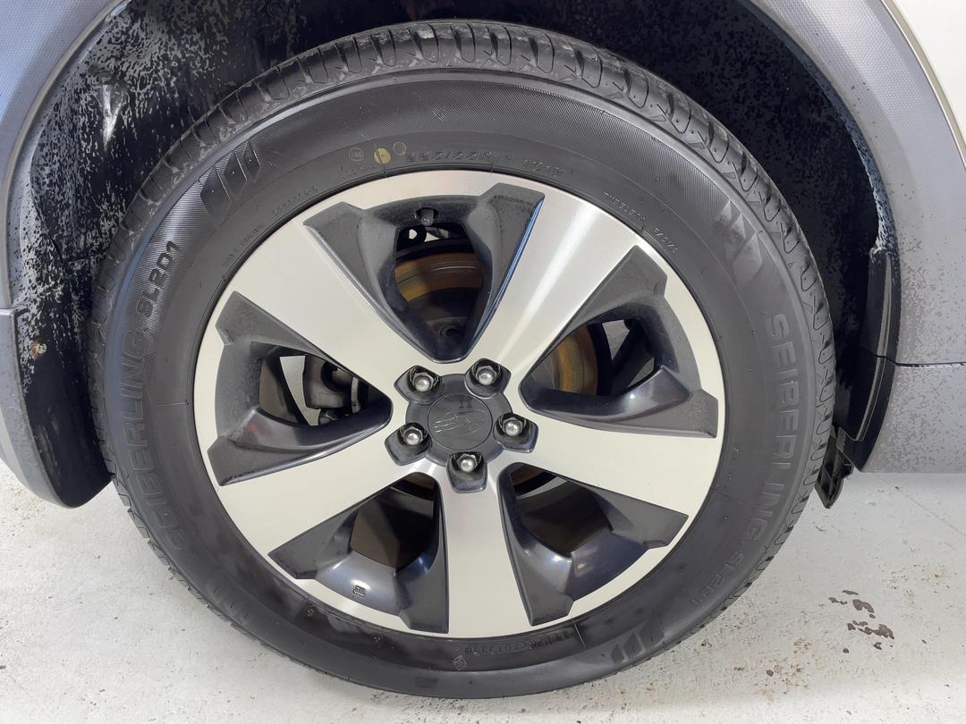 Photo '12' of Subaru XV