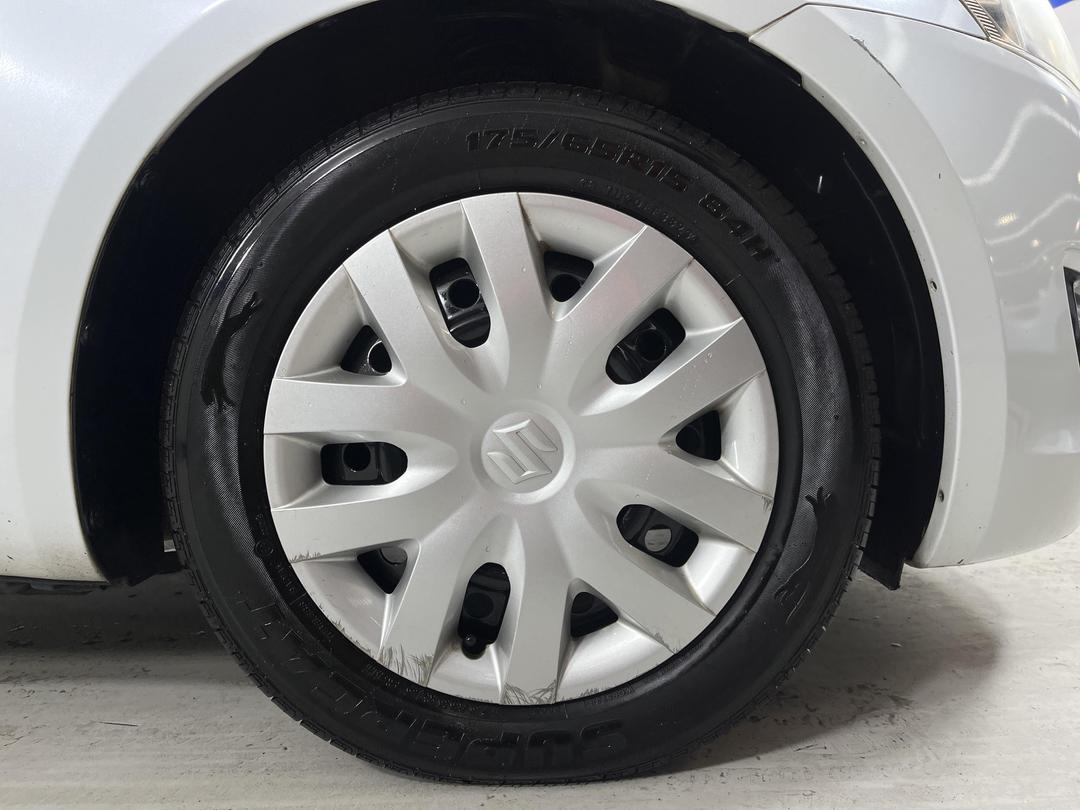 Photo '9' of Suzuki Swift