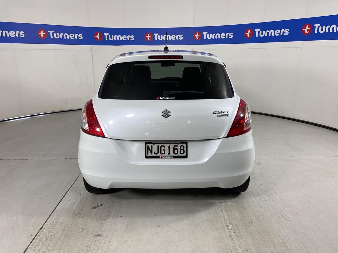 Photo '6' of Suzuki Swift