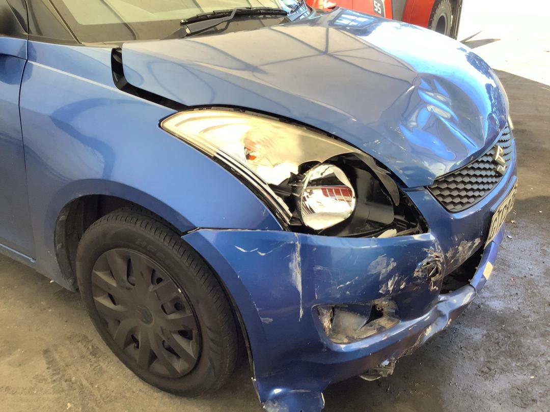 Photo '4' of Suzuki Swift Glxa