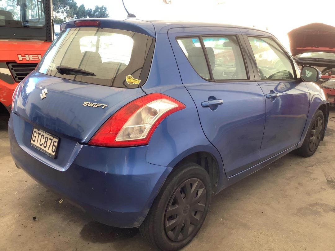 Photo '5' of Suzuki Swift Glxa