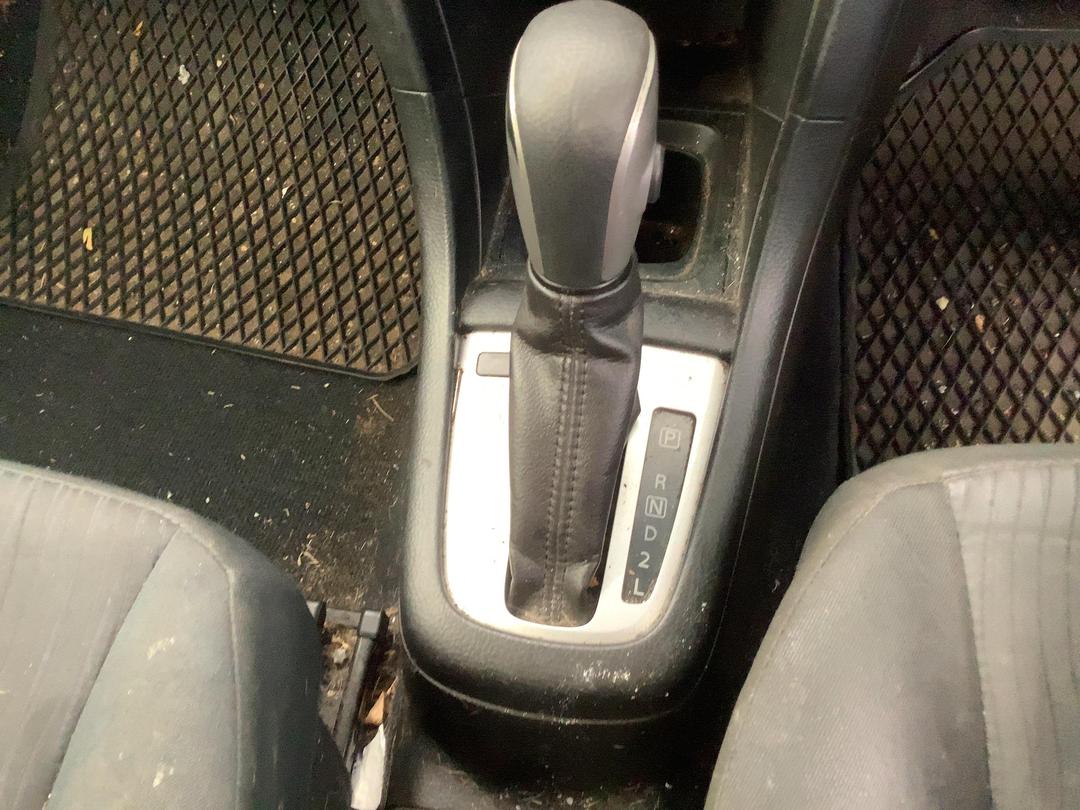 Photo '15' of Suzuki Swift Glxa