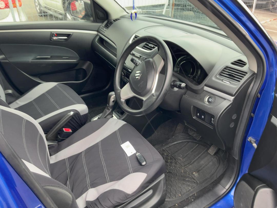 Photo '12' of Suzuki Swift