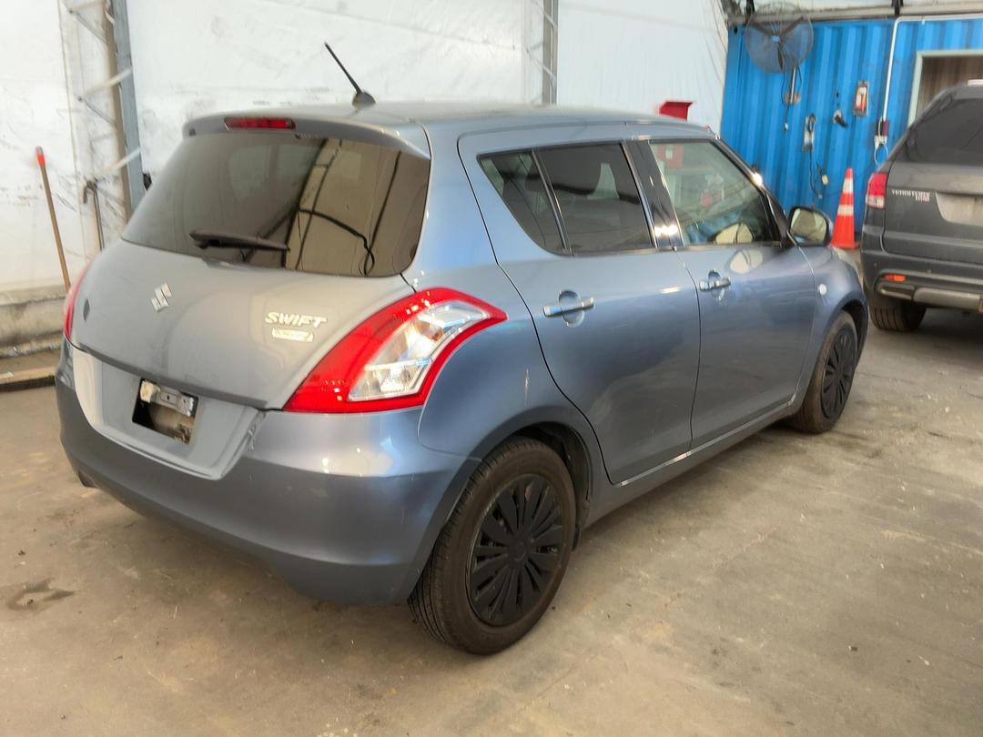 Photo '13' of Suzuki Swift Photo '13' of Suzuki Swift