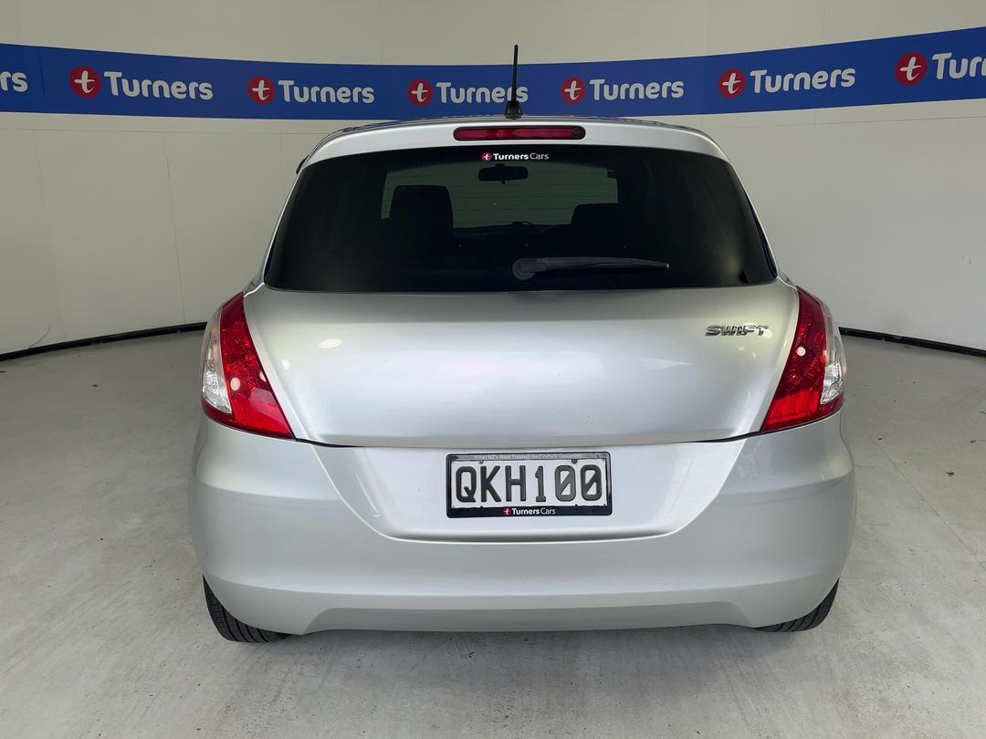 Photo '6' of Suzuki Swift