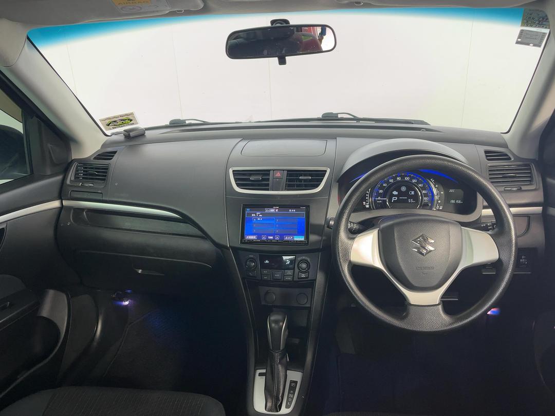 Photo '17' of Suzuki Swift