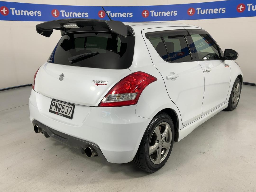 Photo '7' of Suzuki Swift
