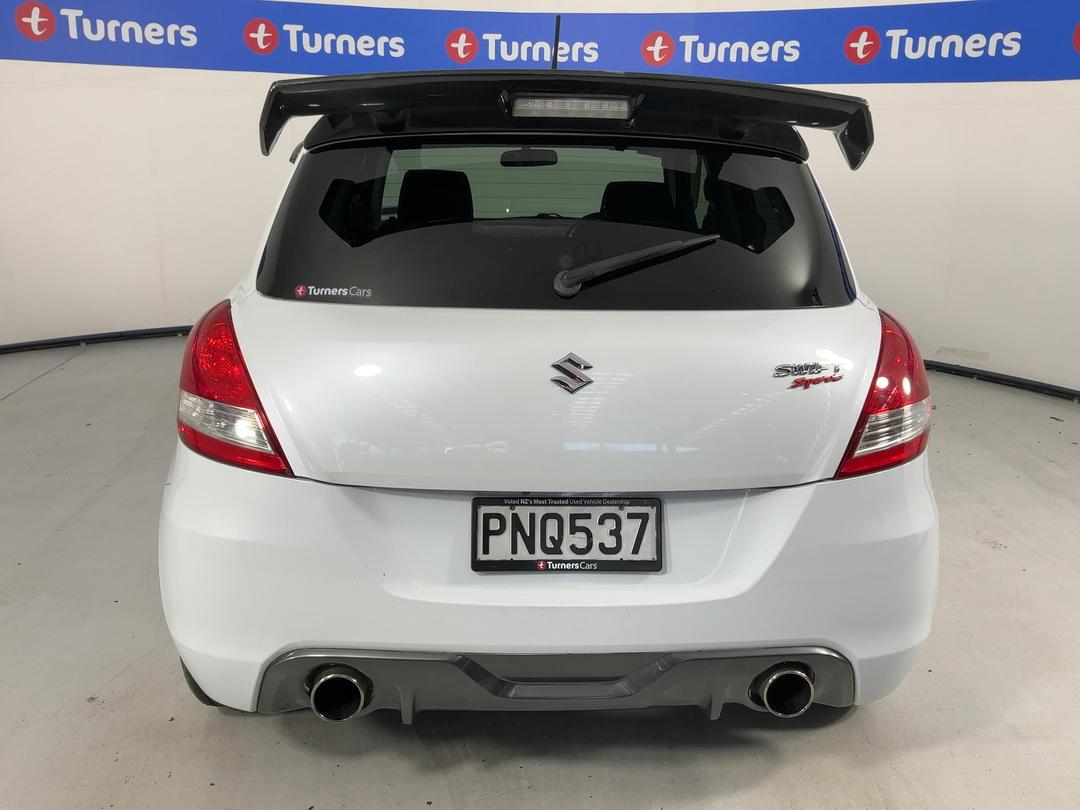 Photo '6' of Suzuki Swift