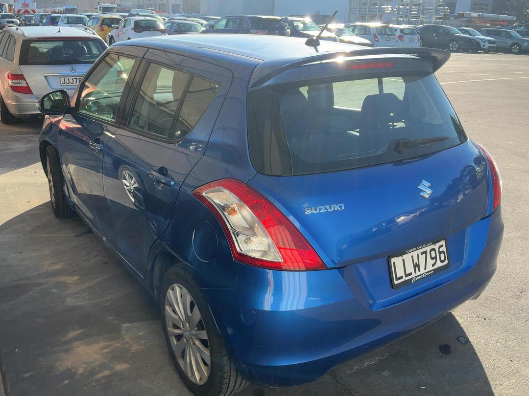 Photo '5' of Suzuki Swift RS Photo '5' of Suzuki Swift RS
