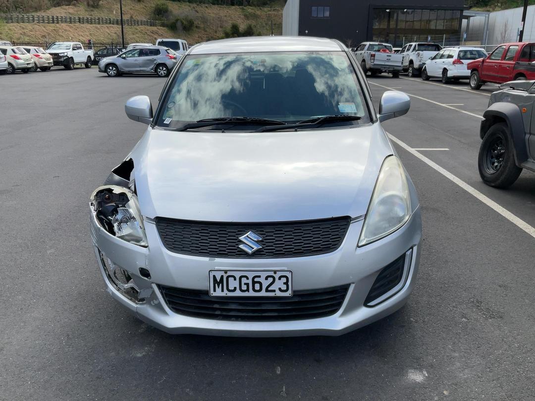 Photo '3' of Suzuki Swift Photo '3' of Suzuki Swift