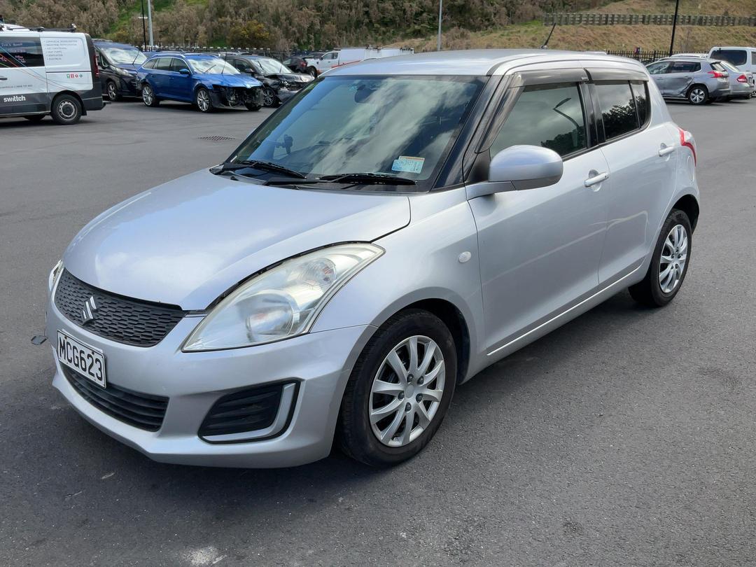 Photo '4' of Suzuki Swift Photo '4' of Suzuki Swift