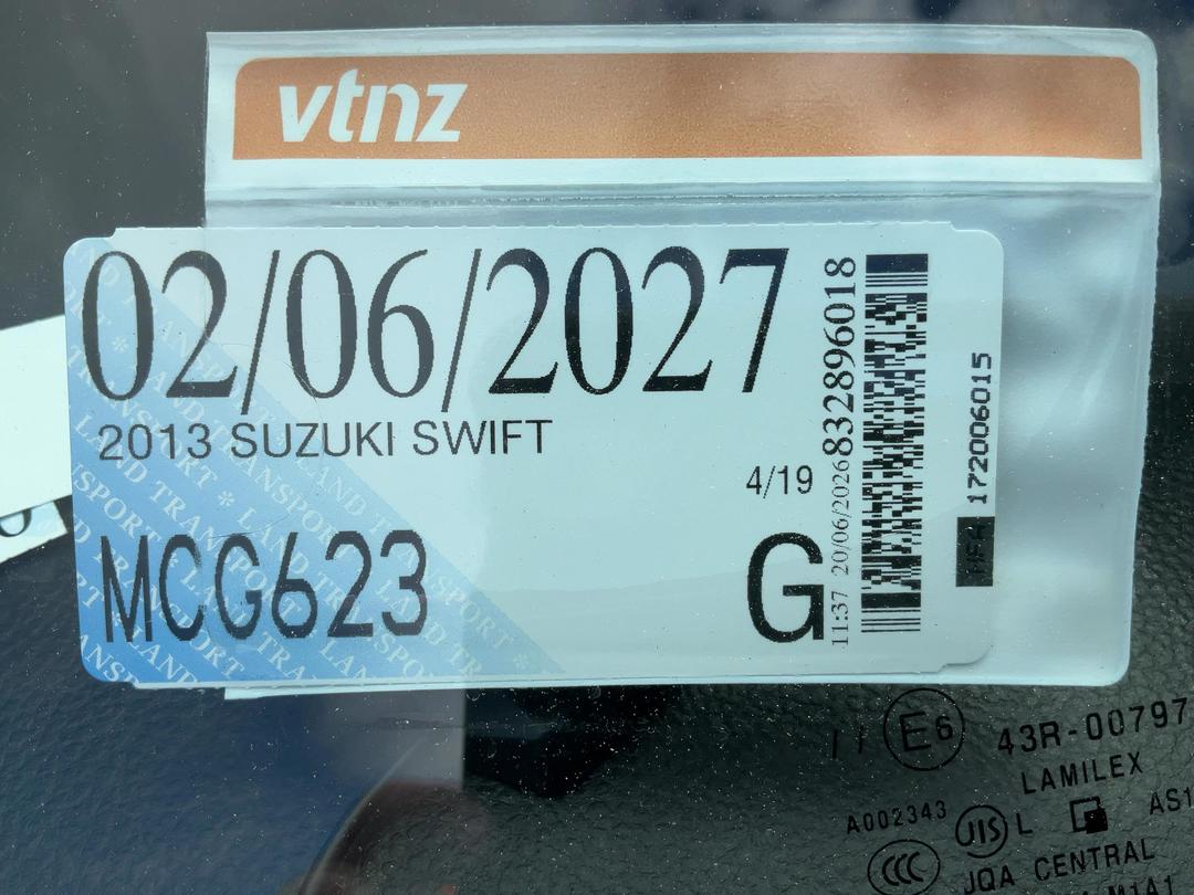 Photo '19' of Suzuki Swift Photo '19' of Suzuki Swift