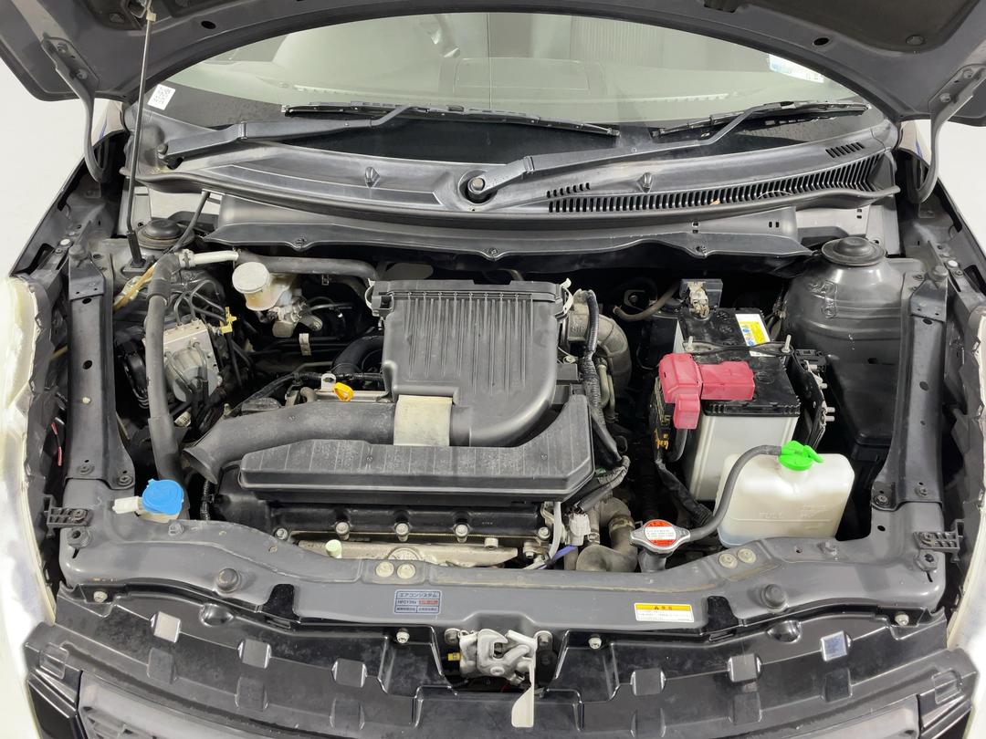 Photo '13' of Suzuki Swift