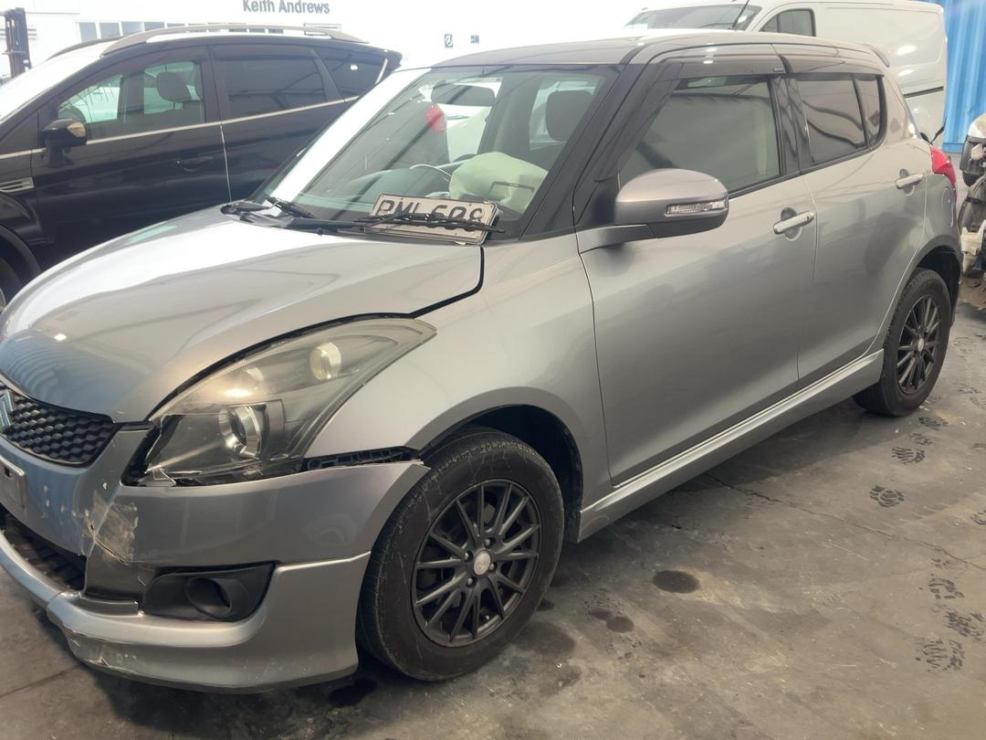 Photo '3' of Suzuki Swift Photo '3' of Suzuki Swift