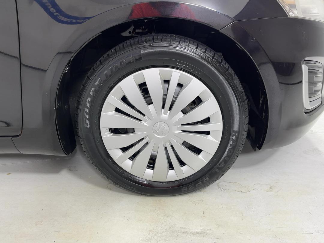 Photo '9' of Suzuki Swift