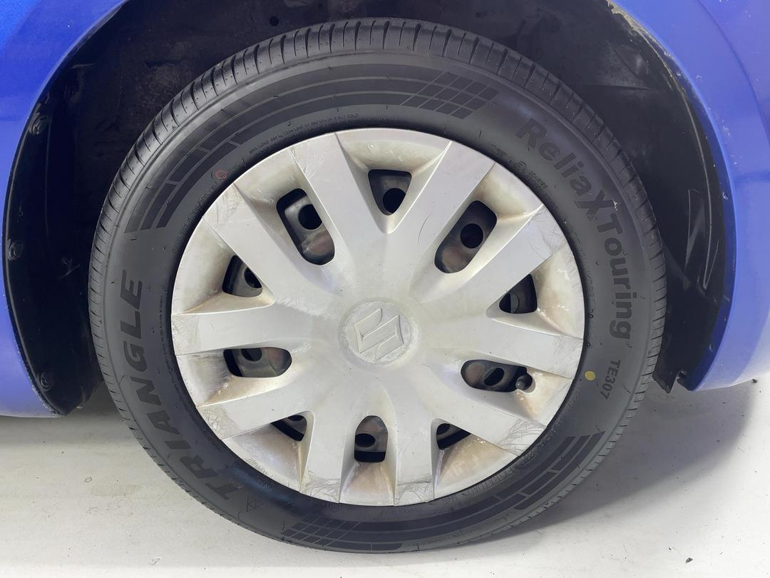 Photo '9' of Suzuki Swift