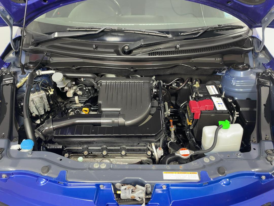 Photo '13' of Suzuki Swift