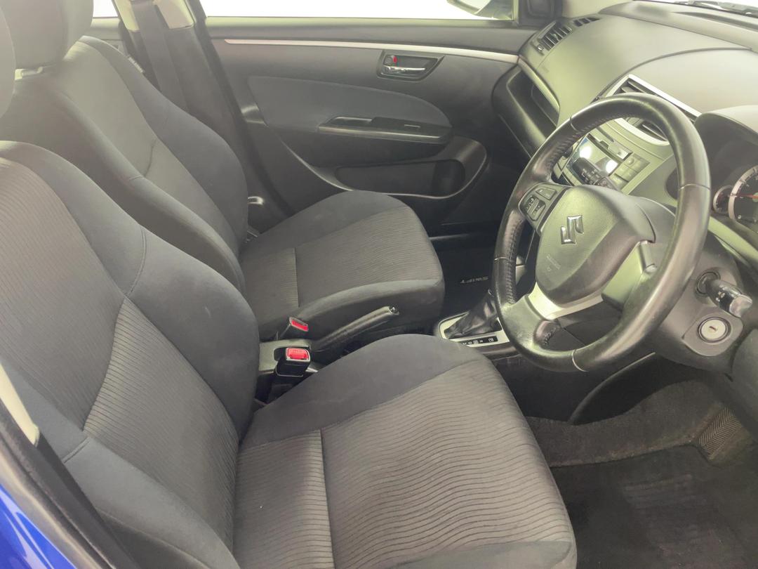 Photo '16' of Suzuki Swift