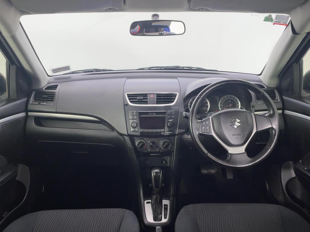 Photo '17' of Suzuki Swift