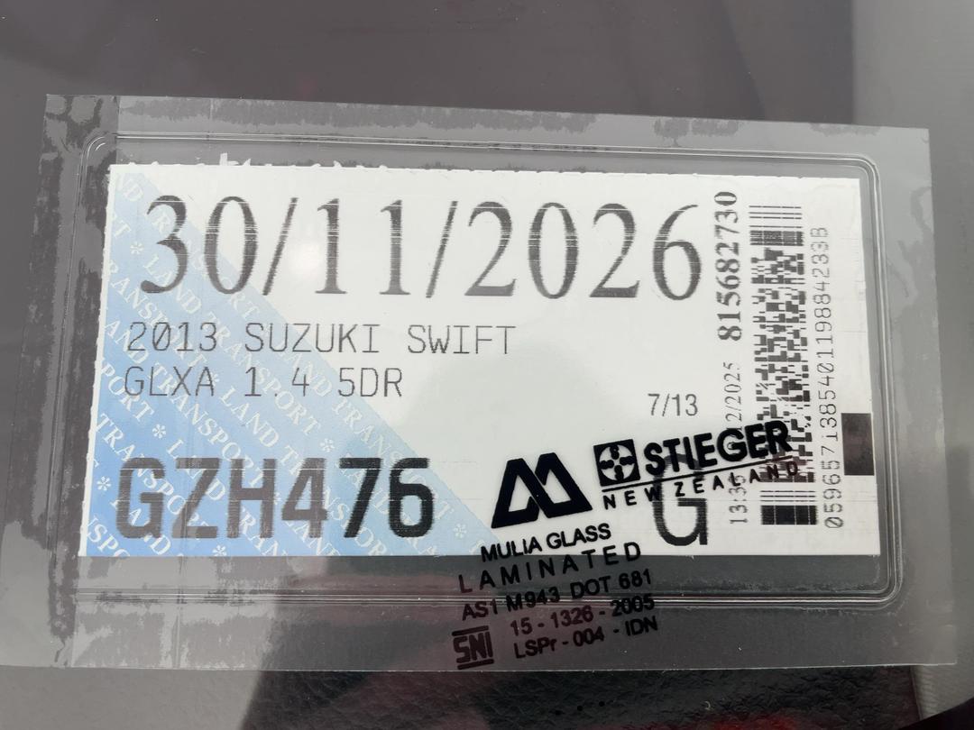 Photo '26' of Suzuki Swift