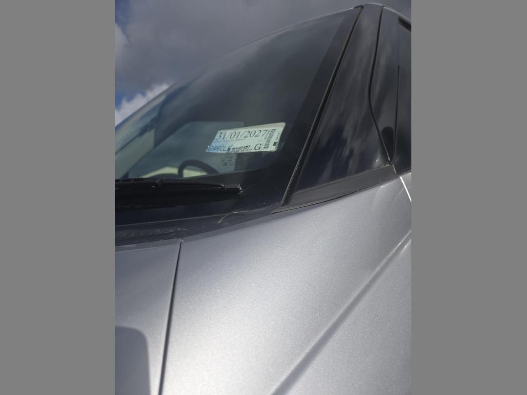 Photo '10' of Suzuki Swift