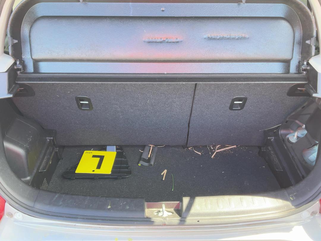 Photo '16' of Suzuki Swift Photo '16' of Suzuki Swift