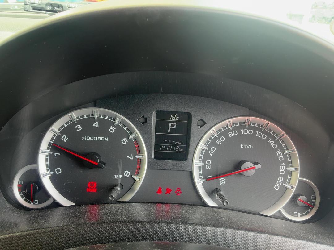 Photo '11' of Suzuki Swift Photo '11' of Suzuki Swift