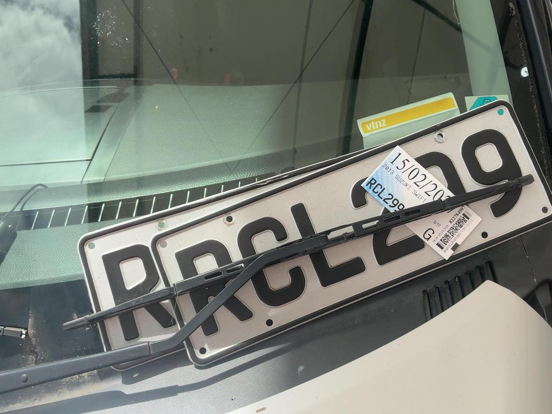 Photo '18' of Suzuki Swift Photo '18' of Suzuki Swift