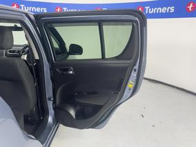 Photo '19' of Suzuki Swift