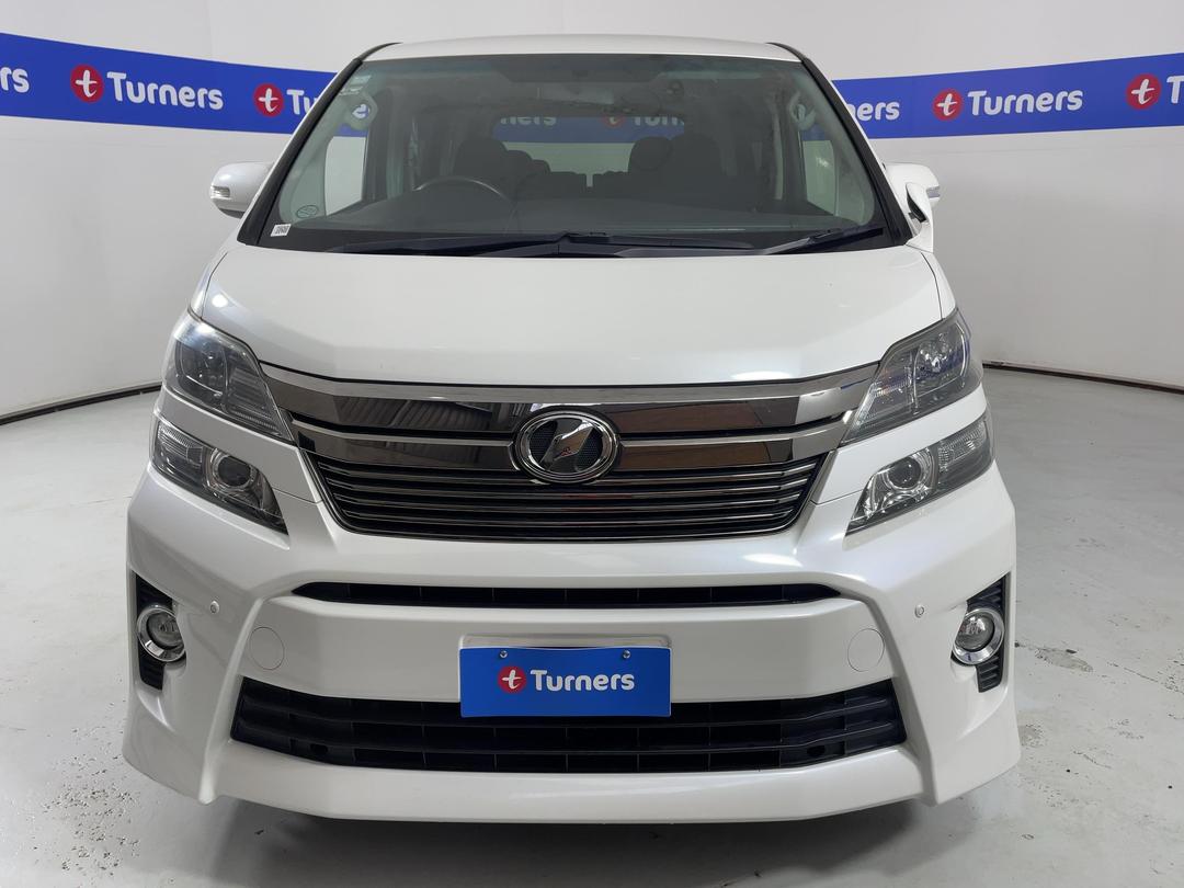 Photo '2' of Toyota Alphard