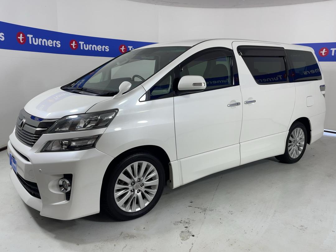 Photo '4' of Toyota Alphard