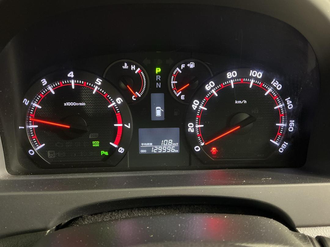 Photo '20' of Toyota Alphard