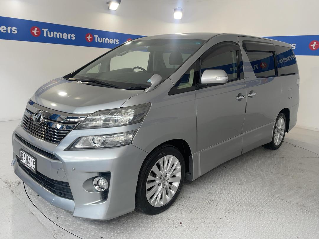 Photo '4' of Toyota Alphard