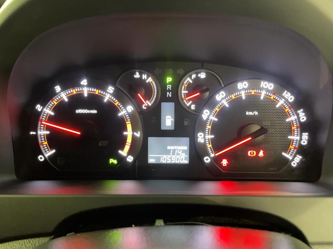 Photo '21' of Toyota Alphard