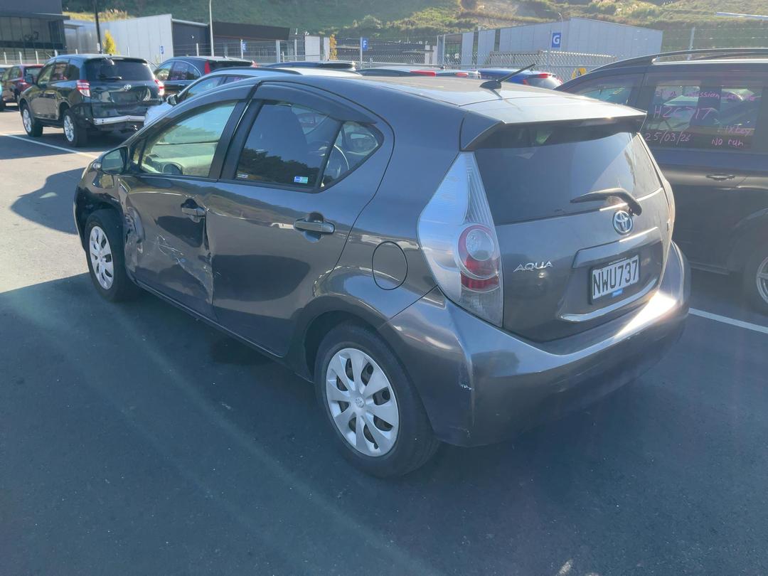 Photo '3' of Toyota Aqua